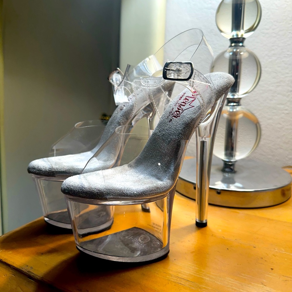 NIB Stunning Clear PLEASER Platform Stilletos